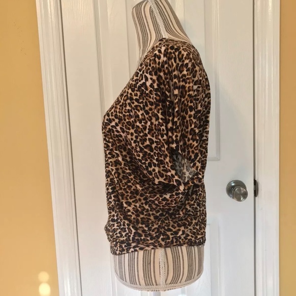 🆑 Papermoon Leopard Print Draping Blouse SML Relaxed Fit Batwing Sleeve - Picture 8 of 14
